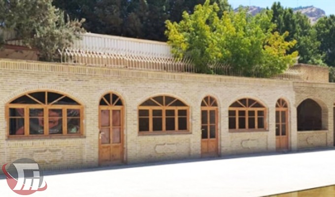 تجهیز نمایشگاه دائمی صنایع‌دستی لرستان 