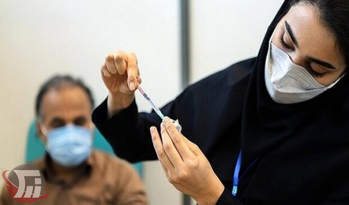 تزریق واکسن کرونا در پایگاه‌های بهداشت خرم‌آباد
