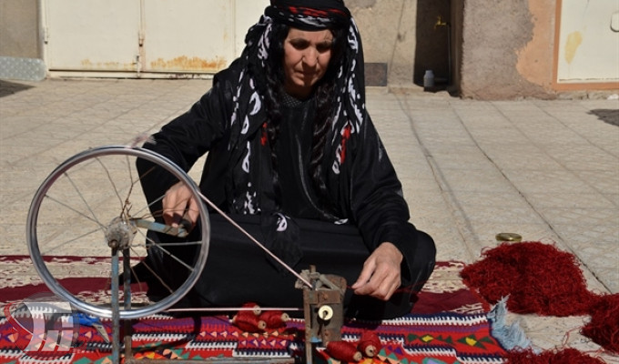 وجود ۴۰ بازارچه موقت صنایع دستی در لرستان