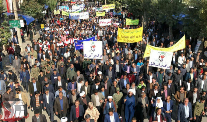 نه شرقی، نه غربی؛ شعار همیشگی استقلال ملت ایران