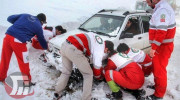 امدادرسانی به مسافران گرفتار در برف لرستان